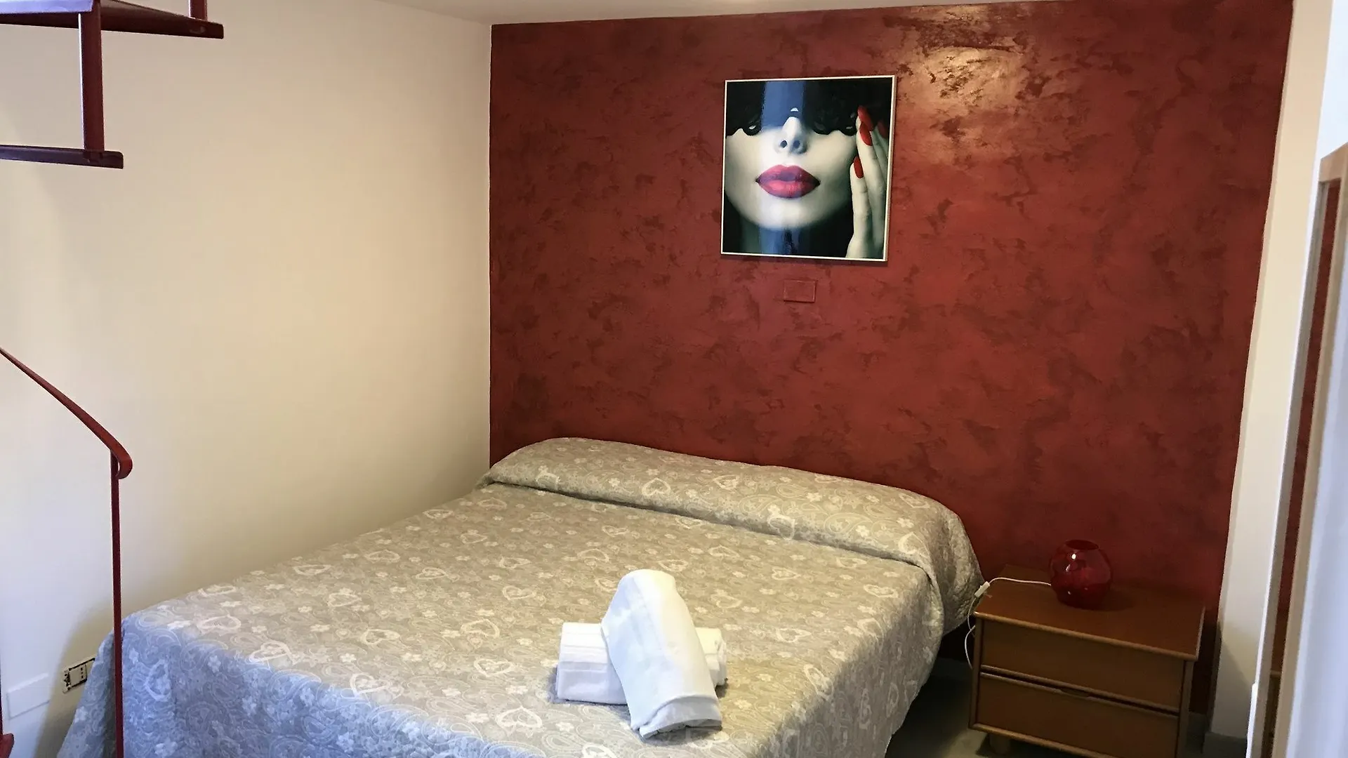Guesthouse Paradisio Rome 3*,