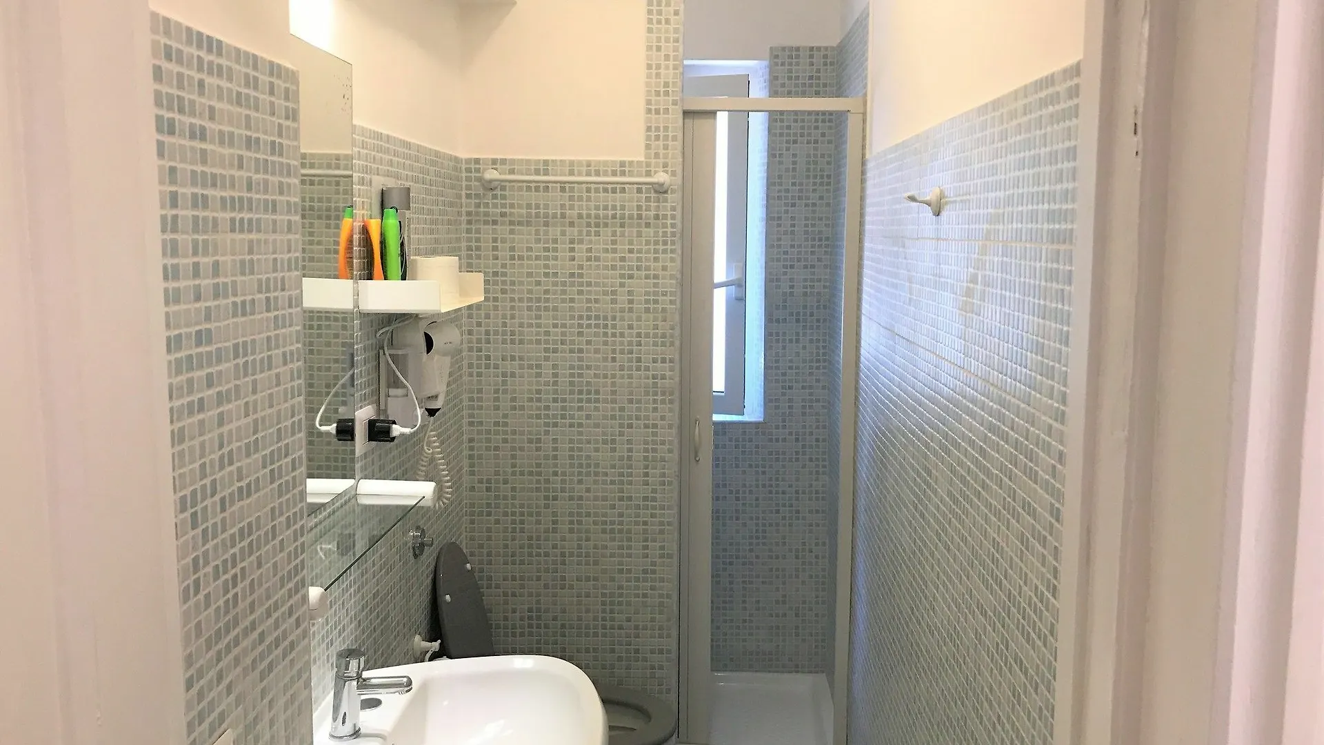 Guesthouse Paradisio Rome 3*,