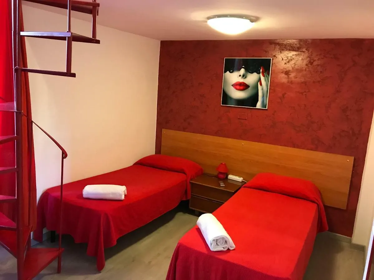 Guesthouse Paradisio Rome 3*,