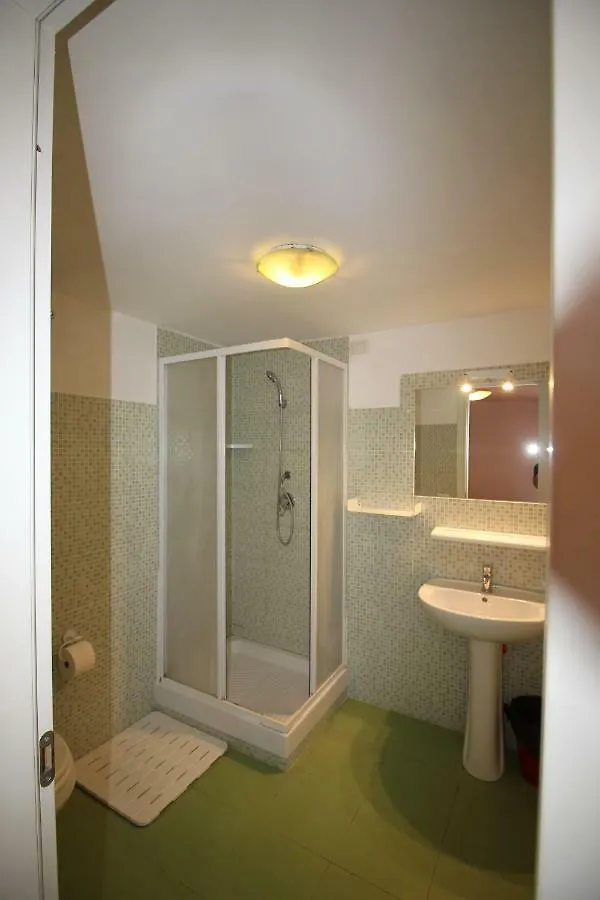 *** Bed & Breakfast Guesthouse Paradisio Rome Italy